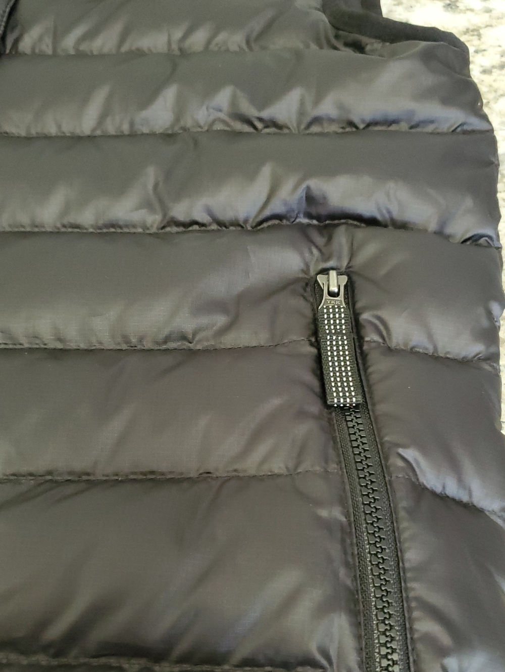 PATAGONIA Black Quilted Down Vest - KIDS - Picture 4 of 5
